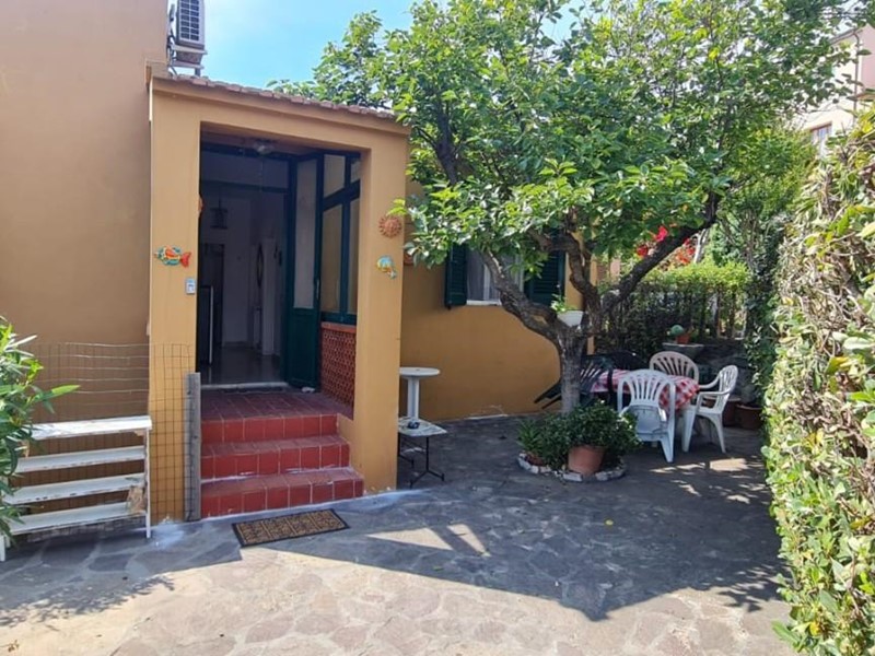 Casa Indipendente in Vendita a Portoferraio, 375'000&euro;, 135 m²