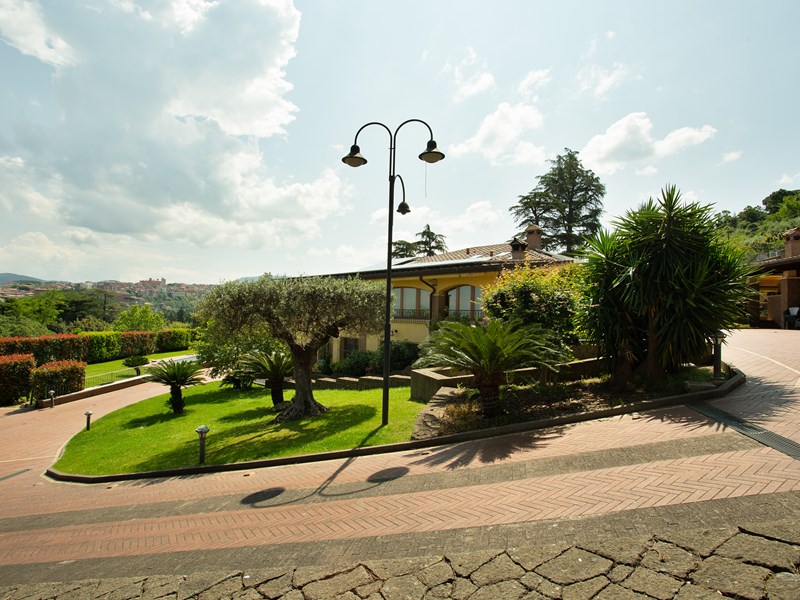 Villa in Vendita a Marino, 620 m²