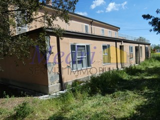 Casa Indipendente in Vendita a Cesenatico, zona Bagnarola, 190'000&euro;, 450 m², con Box