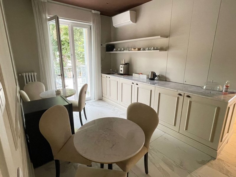 Appartamento in Vendita a Rimini, 450'000€, 147 m², arredato