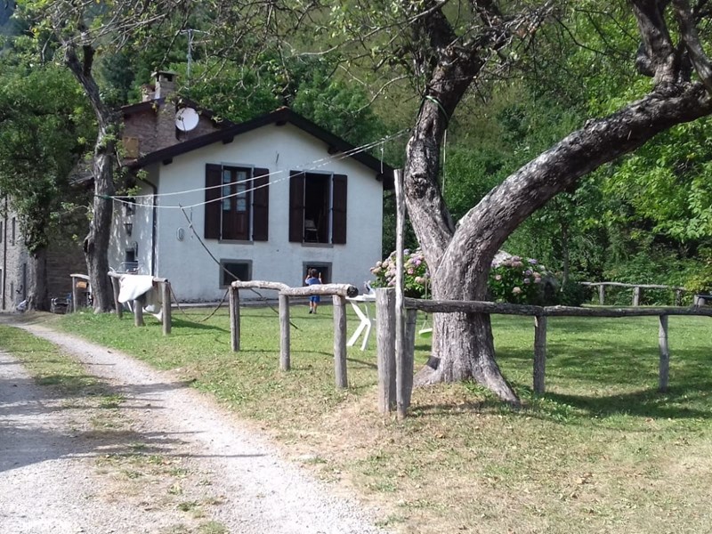 Casa Indipendente in Vendita a Abetone Cutigliano, zona pian di novello, 180'000€, 250 m²
