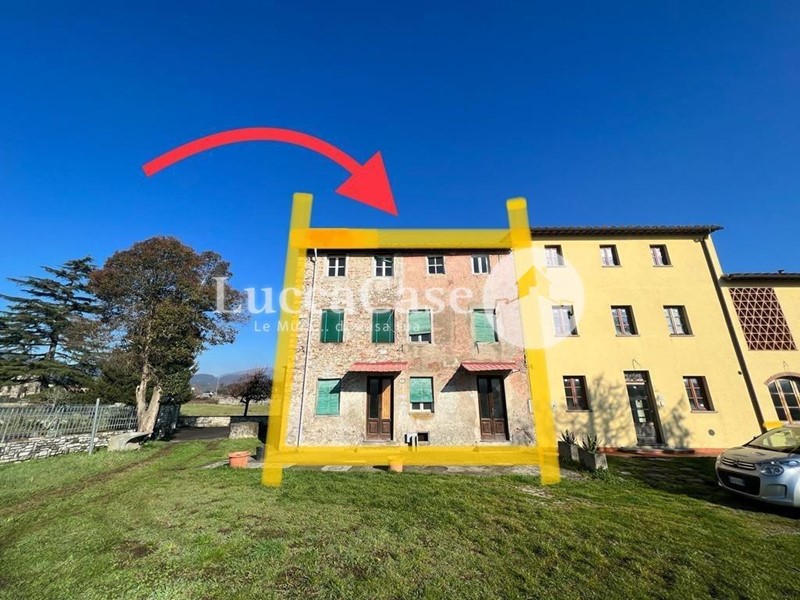 Casa Indipendente in Vendita a Lucca, zona Farneta, 65'000€, 90 m²