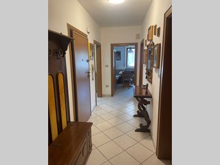 Trilocale in Vendita a Bressanone, zona Rossalauf, 360'000€, 82 m², arredato
