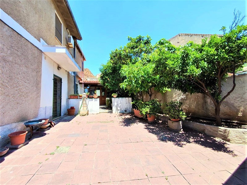 Casa Indipendente in Vendita a Sardara, 99'000€, 130 m²