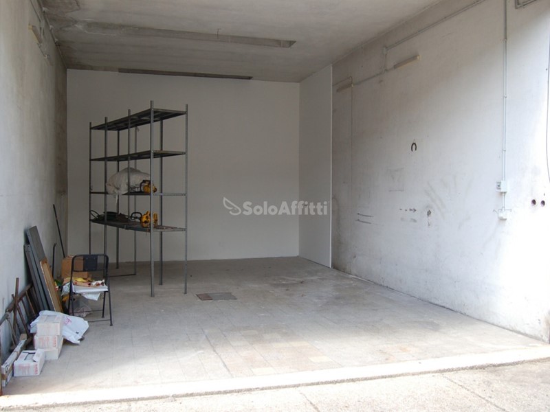 Box in Affitto a Roma, zona Prenestino-Collatino-Tor Sapienza, 430€, 35 m²