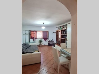 Quadrilocale in Vendita a Terricciola, 88'000€, 70 m², arredato