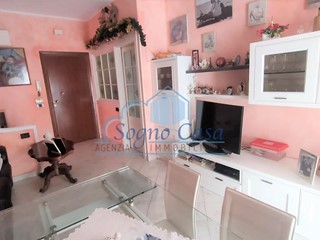 Quadrilocale in Vendita a Sarzana, zona Marinella di Sarzana, 250'000€, 80 m²