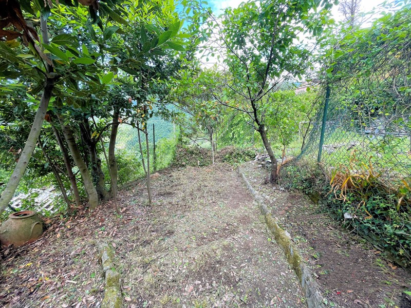 Casa Indipendente in Vendita a Avegno, 30'000€, 60 m²