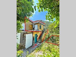 Casa Indipendente in Vendita a Avegno, 30'000&euro;, 60 m²