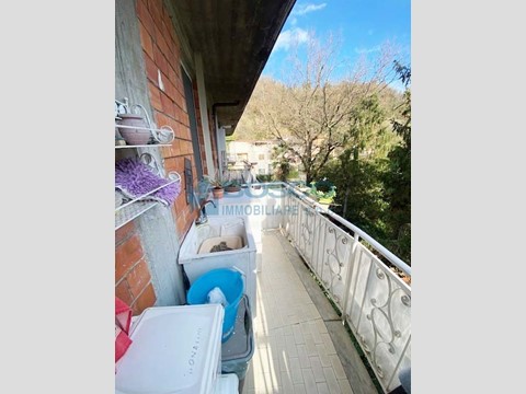 Quadrilocale in Vendita a Vezzano Ligure, zona Bottagna, 120'000€, 81 m²