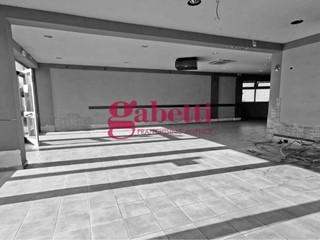 Immobile commerciale in Affitto a San Giuliano Terme, zona Ghezzano, 2'400€, 200 m²