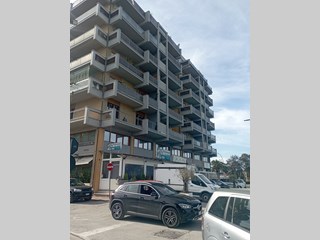 Bilocale in Affitto a Civitanova Marche, zona Porto Civitanova, 1'399€, 60 m², arredato