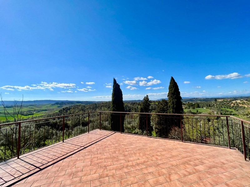 Casa Indipendente in Vendita a Peccioli, zona Cedri, 175'000€, 200 m², con Box