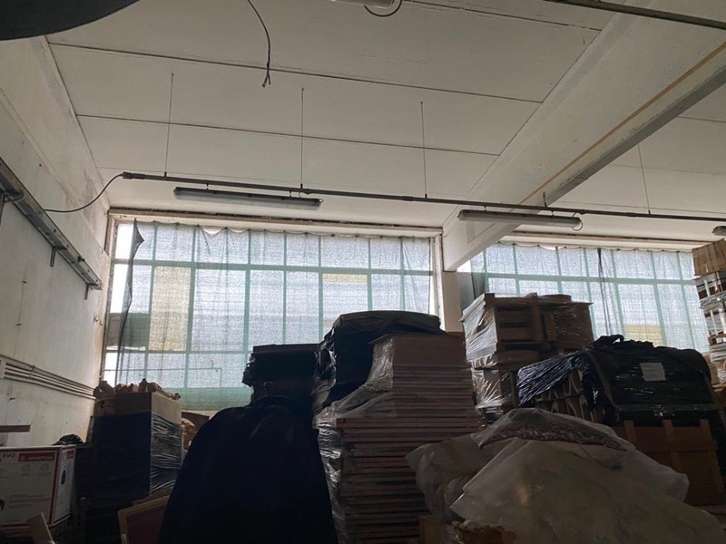 Capannone in Affitto a Ponsacco, zona Le Melorie, 4'000€, 1100 m²