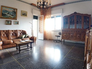 Appartamento in Vendita a Massa, 215'000&euro;, 130 m², arredato