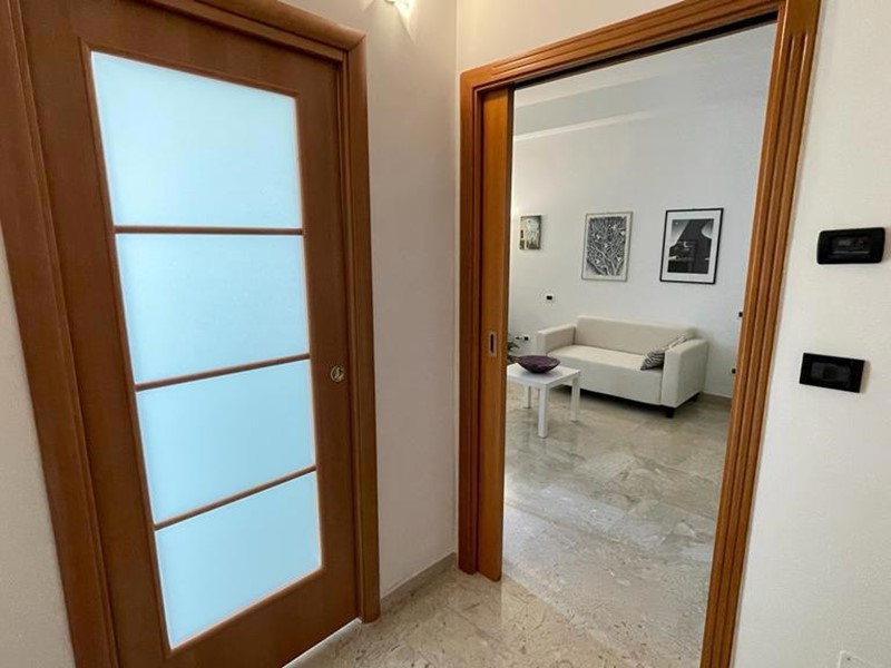 Bilocale in Vendita a Bari, 130'000€, 48 m², arredato