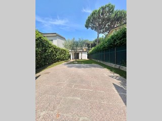 Casa Indipendente in Affitto a Forte dei Marmi, 70 m², arredato