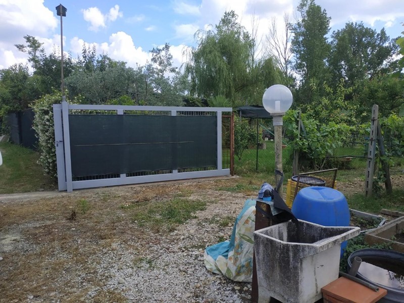 Terreno agricolo in Vendita a Empoli, zona Casenuove, 38'000€, 2000 m²