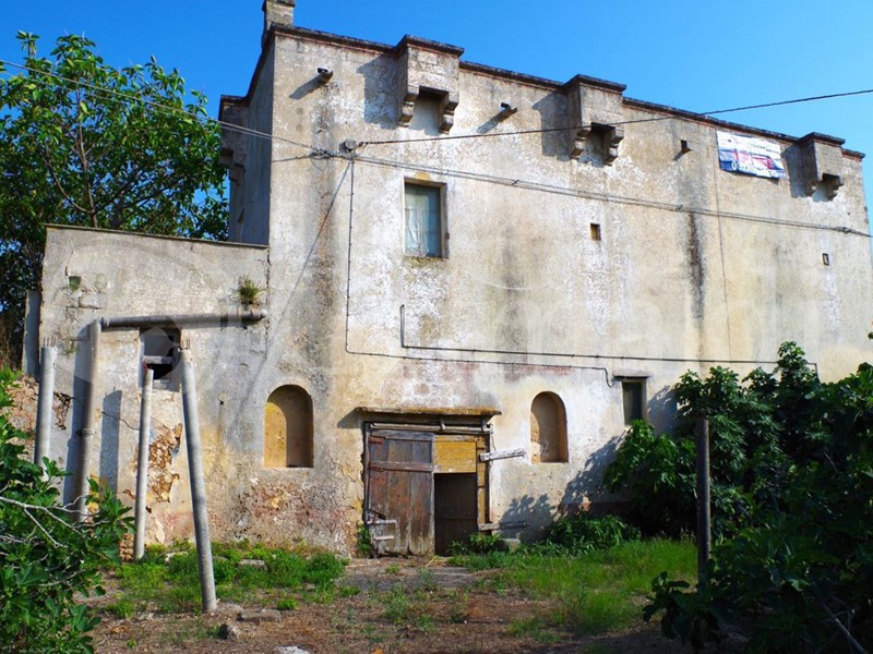 Casa Indipendente in Vendita a Gallipoli, 450'000€, 250 m²