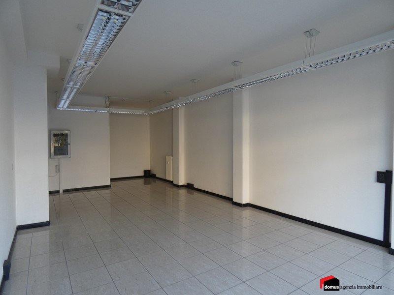 Negozio in Vendita a Thiene, 55'000€, 52 m²