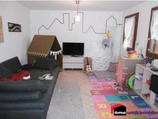 Appartamento in Vendita a Tonezza del Cimone, 109'000€, 117 m²