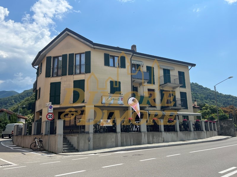 Trilocale in Vendita a Maccagno con Pino e Veddasca, 230'000€, 70 m², con Box