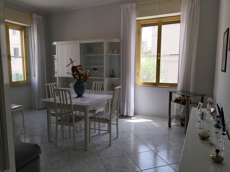 Appartamento in Affitto a Castellaneta, zona via San Francesco 66, 70 m², arredato