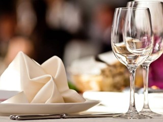 Attività commerciale in Vendita a Santa Croce sull'Arno, 700'000€, 1000 m²