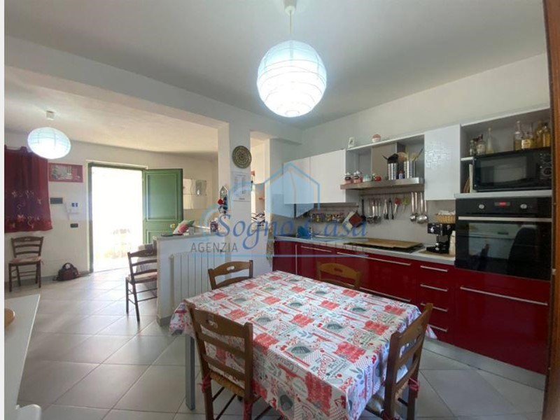 Trilocale in Vendita a Carrara, zona Sant'Antonio, 160'000€, 80 m²