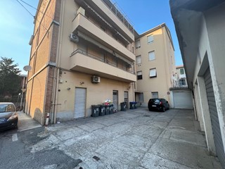 Attico in Vendita a Terni, 82'000€, 90 m²