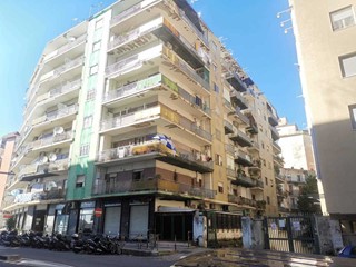Box in Vendita a Napoli, zona Vomero, 58'000€, 11 m², con Box