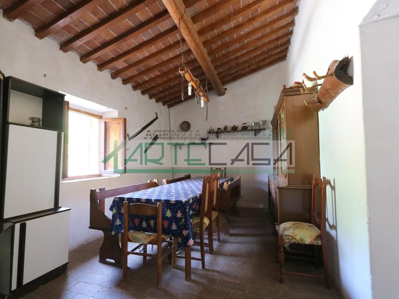 Casa Indipendente in Vendita a Buti, 249'000€, 90 m², con Box