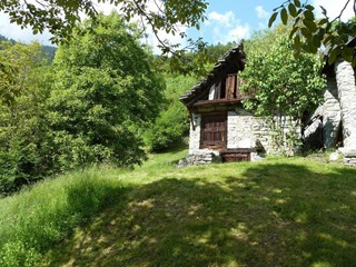 Casale in Vendita a Varzo, 30'000€, 60 m²