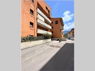 Appartamento in Vendita a Monreale, zona aquino, 139'000€, 106 m², arredato, con Box
