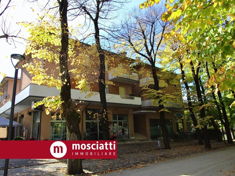 Trilocale in Vendita a Matelica, 75'000€, 100 m²