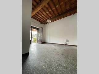 Ufficio in Affitto a Lucca, zona San Marco, 600€, 35 m²