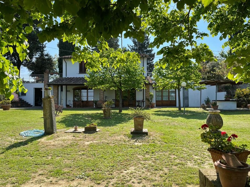 Villa in Vendita a San Miniato, zona Cusignano, 650'000€, 200 m²