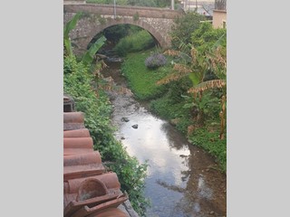 Casale in Vendita a Buti, 35'000€, 204 m²