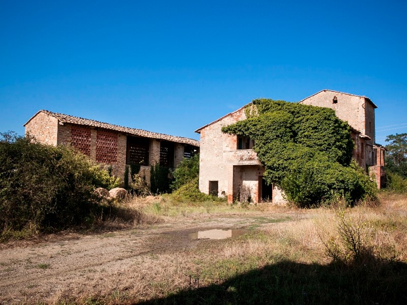 Casale in Vendita a Casole d'Elsa, 1'000'000€, 1300 m²