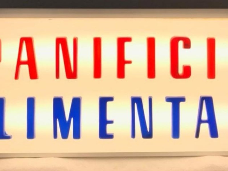 Attività commerciale in Vendita a Fosdinovo, zona Caniparola, 19'000€, 28 m²