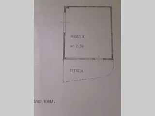 Immobile commerciale in Vendita a Massa, 69'000€, 45 m²