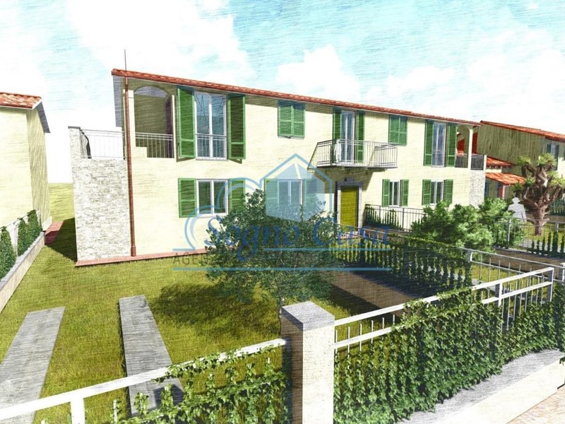 Trilocale in Vendita a Ameglia, zona Fiumaretta, 235'000&euro;, 59 m²