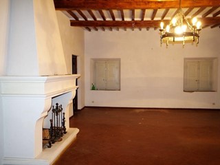 Appartamento in Vendita a Capannori, zona Pieve di Compito, 140'000€, 165 m²