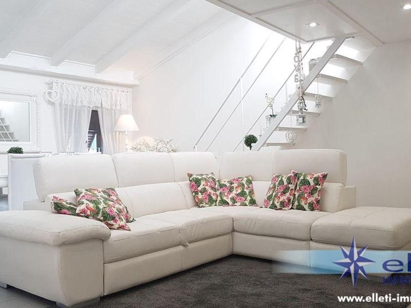 Quadrilocale in Vendita a Massa, 299'000&euro;, 115 m², arredato