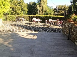 Immobile commerciale in Vendita a Borgo a Mozzano, zona Valdottavo, 790'000&euro;, 750 m²