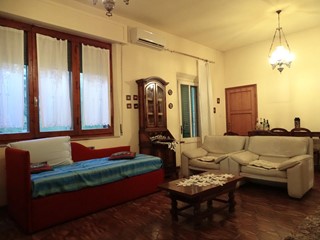 Casa Semi Indipendente in Vendita a San Miniato, 280'000&euro;, 160 m², con Box