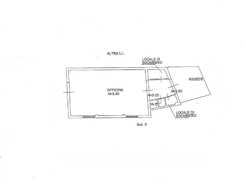Immobile commerciale in Vendita a Pontedera, 150'000€, 121 m²