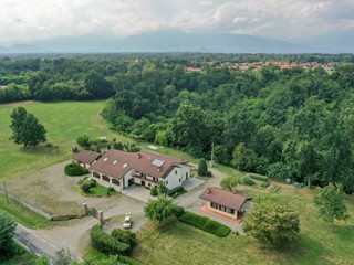 Casa Indipendente in Vendita a Lombardore, 120 m²