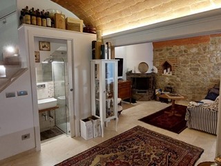 Casa Indipendente in Vendita a Capraia e Limite, 380'000€, 140 m², arredato