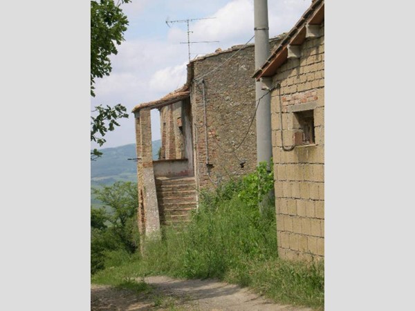 Casa di corte in Vendita a Volterra, 800'000€, 1080 m²